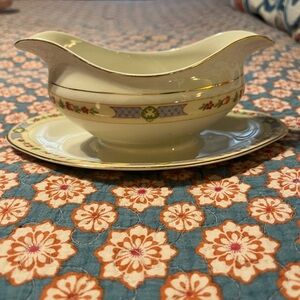 Vintage discontinued Gravy Boat by Johnson Brothers of England - pattern JB57